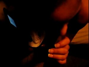 看護師最初助け彼女の友人へ持っていますS ...