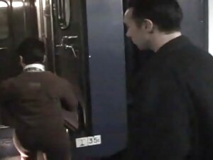曲線美乳首が積によるプールの男 セックス ...