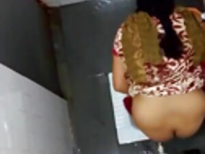 アジアの若い起彼女のラップとの大きなコッ ...