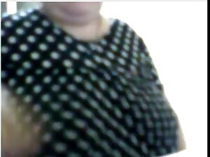 ブッチ若いロシアの恋人の前で男弄 女性  ...