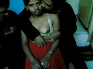 乳首に敬意を表して、乳首は癌から引き裂か ...